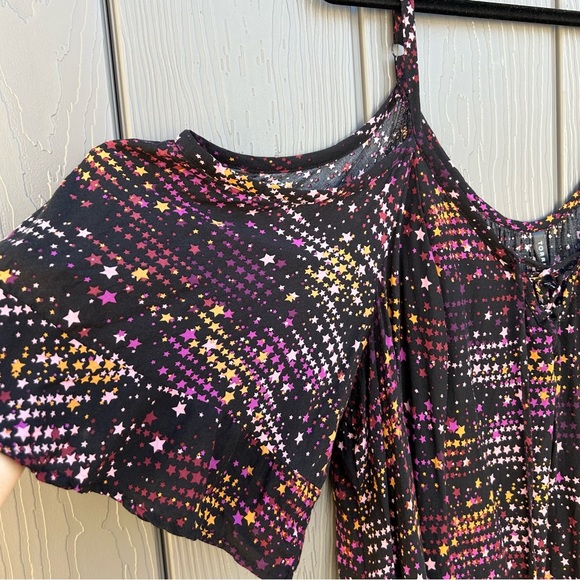 Torrid Mini Crepe Cold Shoulder Cover Up Dress Plus Size 3X Stars Print Tunic - Picture 11 of 13